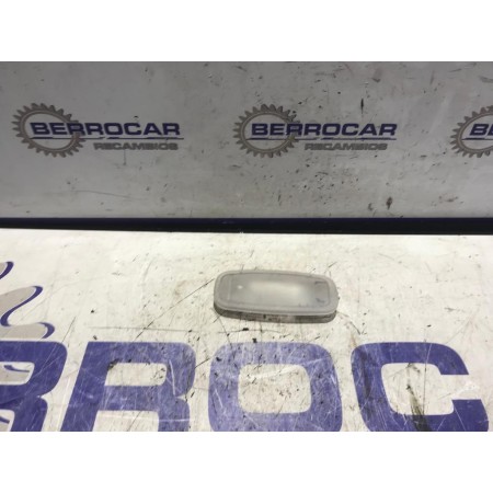 Recambio de luz interior para saab 9-3 berlina 2.0 cat referencia OEM IAM 208H212  