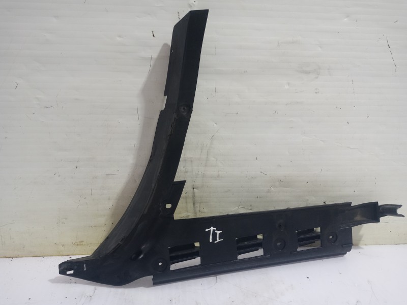 Recambio de soporte paragolpe trasero para volkswagen passat berlina (3b3) advance referencia OEM IAM 3B5807393  