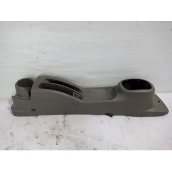 Recambio de apoyabrazos central para nissan micra (k12e) acenta referencia OEM IAM 96910  