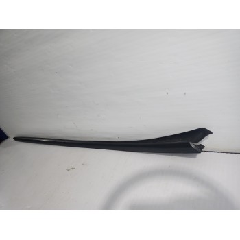 Recambio de moldura delantera derecha para peugeot 3008 style referencia OEM IAM 9682757880  