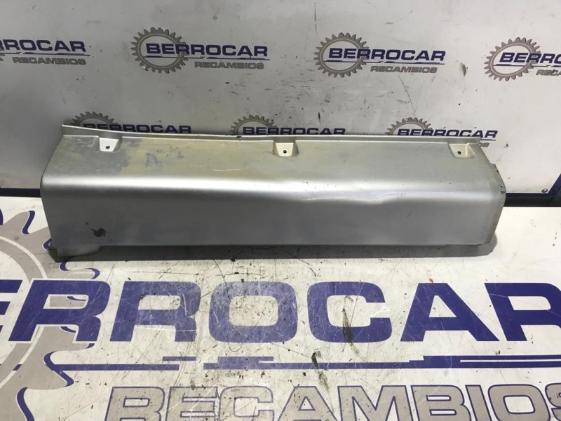 Recambio de faldon lateral para ssangyong kyron 2.0 referencia OEM IAM 7937609000  
