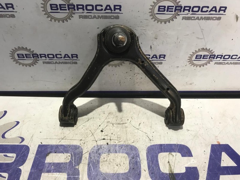 Recambio de brazo suspension superior delantero derecho para ssangyong kyron 2.0 xdi referencia OEM IAM 4440209011  