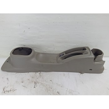 Recambio de apoyabrazos central para nissan micra (k12e) acenta referencia OEM IAM 96910  