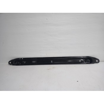 Recambio de travesaño inferior para peugeot 3008 style referencia OEM IAM 3502AW  