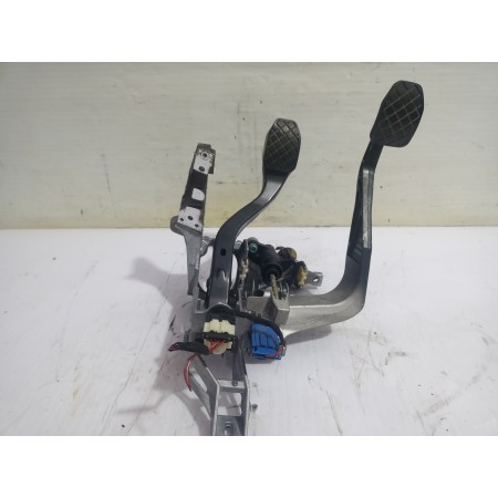 Recambio de pedalera completa para volkswagen passat berlina (3b3) advance referencia OEM IAM 8D1721117P  