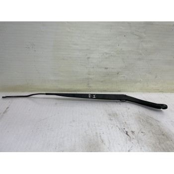 Recambio de brazo limpia delantero izquierdo para renault scenic ii authentique referencia OEM IAM 7701062073  