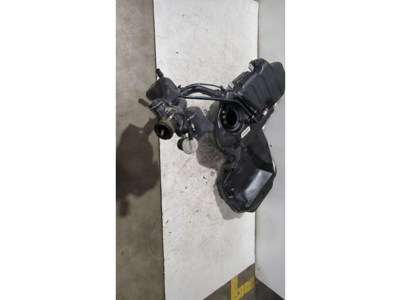 Recambio de deposito combustible para audi a4 b6 (8e2) 1.9 tdi referencia OEM IAM 8E0201060FC  