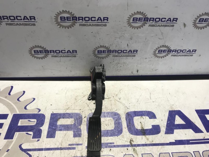 Recambio de pedal acelerador para ssangyong kyron 2.0 xdi referencia OEM IAM 2055009000  