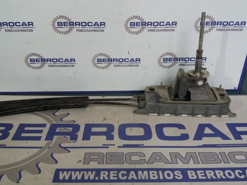 Recambio de varillaje cambio para volkswagen passat berlina (3c2) referencia OEM IAM 1K0711061B  