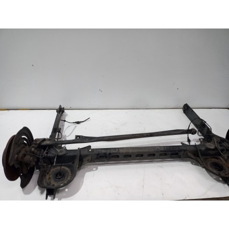 Recambio de puente trasero para renault trafic furgón l1h1 2,7t referencia OEM IAM 555016630R  