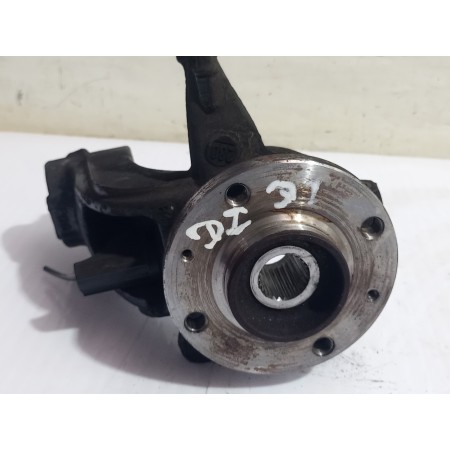 Recambio de mangueta delantera izquierda para peugeot 207 confort referencia OEM IAM 364690  