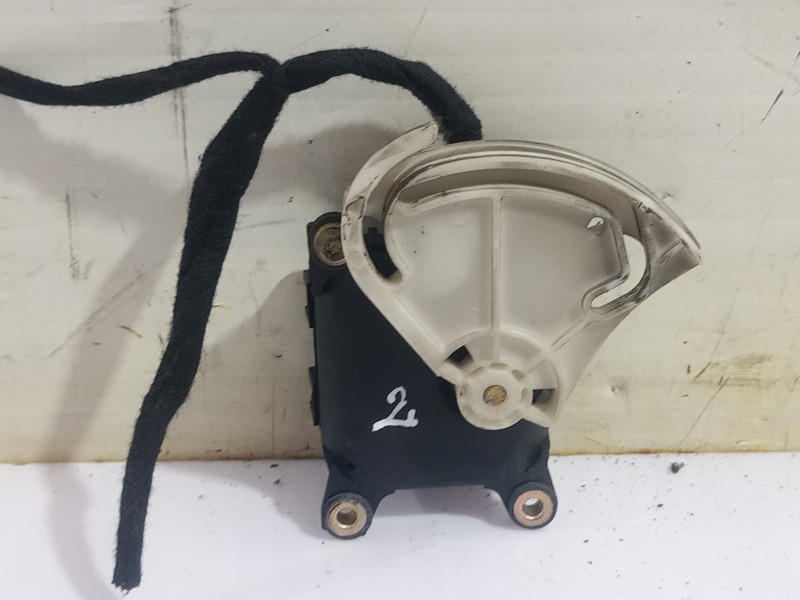 Recambio de motor apertura trampilla para volkswagen passat berlina (3b3) advance referencia OEM IAM 700025693F  