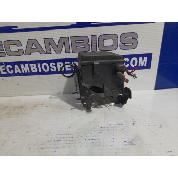 Recambio de caja reles / fusibles para opel zafira a elegance referencia OEM IAM 90560119  