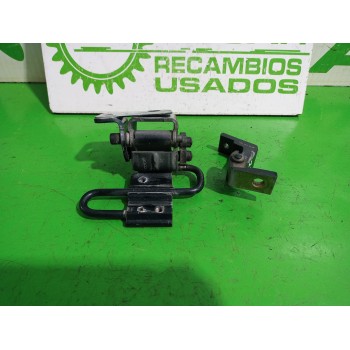 Recambio de bisagra puerta para audi a6 berlina (4f2) 2.4 referencia OEM IAM 8E0833411  