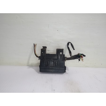 Recambio de caja reles / fusibles para nissan micra (k12e) acenta referencia OEM IAM 72545226  