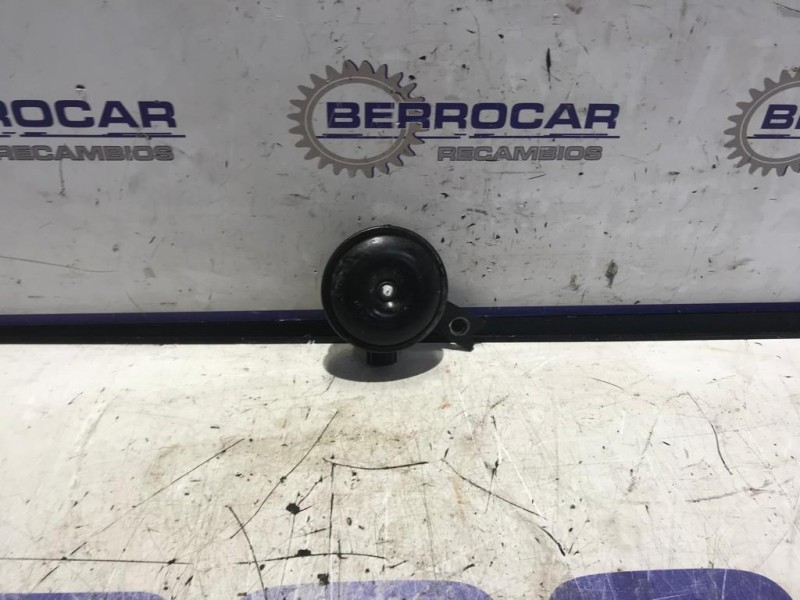 Recambio de claxon para ssangyong kyron 2.0 referencia OEM IAM 28R000034  