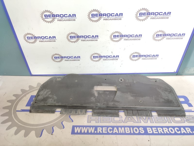 Recambio de cubrecarter para audi a6 avant (4g5) referencia OEM IAM 4F0805885  