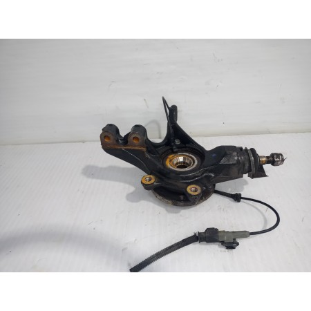 Recambio de mangueta delantera derecha para peugeot 3008 style referencia OEM IAM 364796  