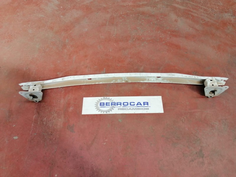 Recambio de refuerzo paragolpes trasero para renault kangoo 1.5 dci diesel fap referencia OEM IAM 7703602268  