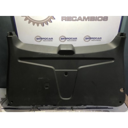 Recambio de guarnecido porton trasero para ssangyong kyron 2.0 referencia OEM IAM 7381009000  