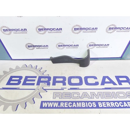 Recambio de moldura interior para peugeot 206 berlina 1.9 diesel referencia OEM IAM 9629338377  