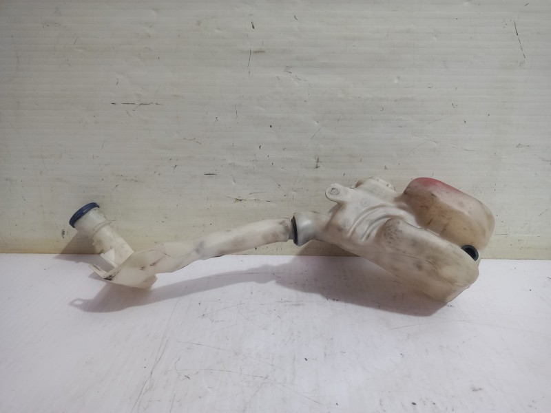 Recambio de deposito limpia para peugeot 207 confort referencia OEM IAM 9648337580  