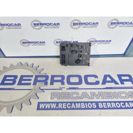 Recambio de caja reles / fusibles para peugeot 206 berlina referencia OEM IAM 9646777380  