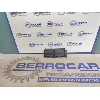 REJILLA DELANTERA 511182356389 