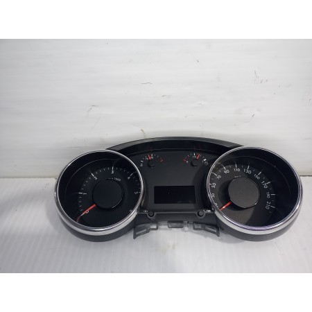 Recambio de cuadro instrumentos para peugeot 3008 style referencia OEM IAM 9805232380  