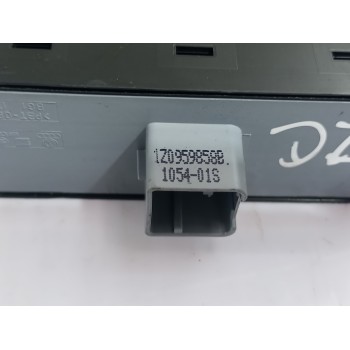 Recambio de mando elevalunas delantero izquierdo para skoda yeti active referencia OEM IAM 1Z0959858B  