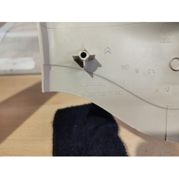 Recambio de moldura interior para citroën c3 referencia OEM IAM 9638172077  