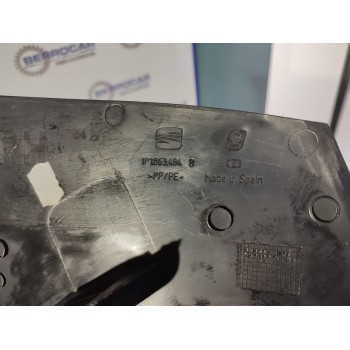 Recambio de moldura interior para seat leon (1p1) referencia OEM IAM 1P1863484  