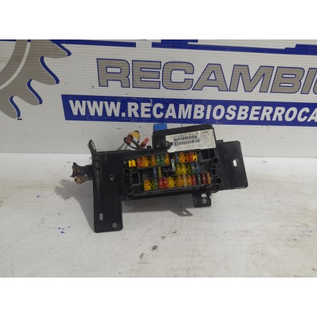 Recambio de caja reles / fusibles para citroën jumpy 1.9 diesel referencia OEM IAM 9635519180  