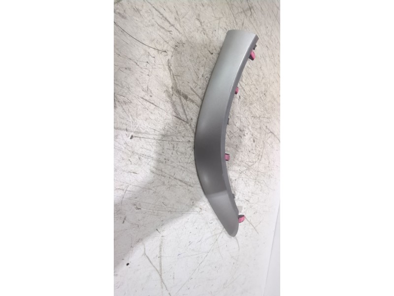 Recambio de moldura para toyota auris (_e15_) 1.6 (zre151_) referencia OEM IAM 5543602090  