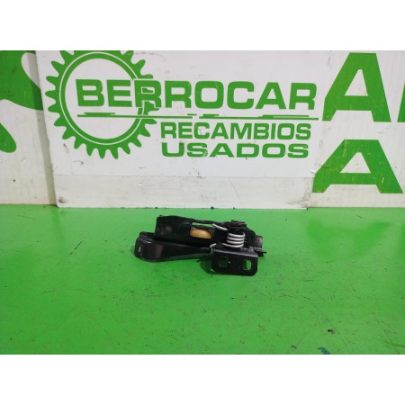 Recambio de soporte / guia puerta corredera para renault kangoo profesional referencia OEM IAM 497760  