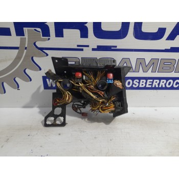 Recambio de caja reles / fusibles para citroën jumpy 1.9 diesel referencia OEM IAM 9635519180  