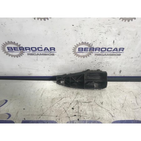 Recambio de soporte para toyota corolla verso (r1) 2.2 d-cat referencia OEM IAM 525620F010  