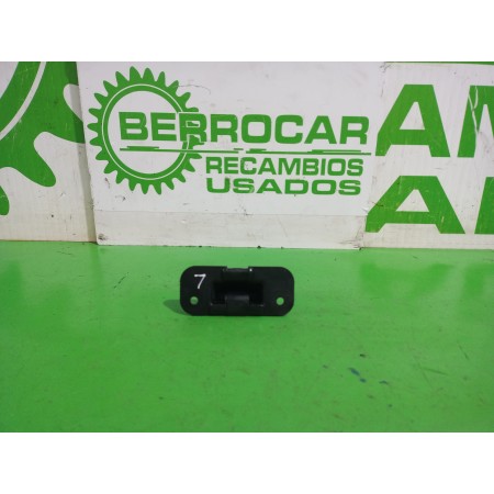Recambio de cerradura puerta lateral derecha para renault kangoo profesional referencia OEM IAM 67277075742  