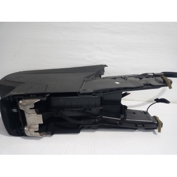 Recambio de consola central para peugeot 3008 style referencia OEM IAM 7591Q2  