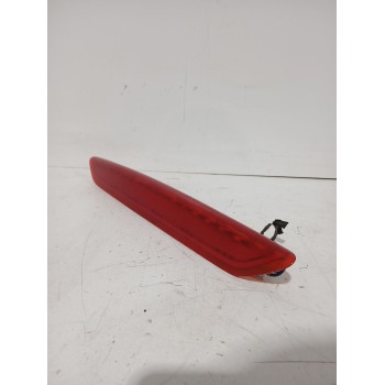 Recambio de piloto trasero central para volkswagen polo iv (9n_, 9a_) 1.9 sdi referencia OEM IAM 6Q6945097  