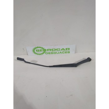 BRAZO LIMPIA DELANTERO DERECHO 983212L000 