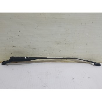 Recambio de brazo limpia delantero derecho para fiat 500 cabrio (150) aniversario referencia OEM IAM 312PSX  