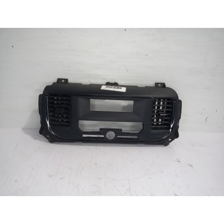 Recambio de rejilla aireadora para toyota proace verso compact family referencia OEM IAM GEO038445 / 227275011  