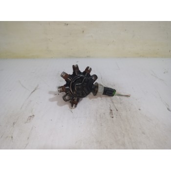 Recambio de rampa inyectora para renault scenic ii authentique referencia OEM IAM 8200379933  