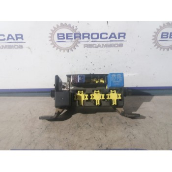 CAJA RELES / FUSIBLES 911613E011 