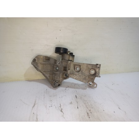 Recambio de soporte alternador para renault scenic ii authentique referencia OEM IAM 8200365097  
