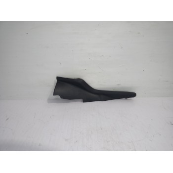 Recambio de moldura para renault kangoo expression referencia OEM IAM 8200439447  