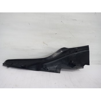 Recambio de moldura para renault kangoo expression referencia OEM IAM 8200439447  