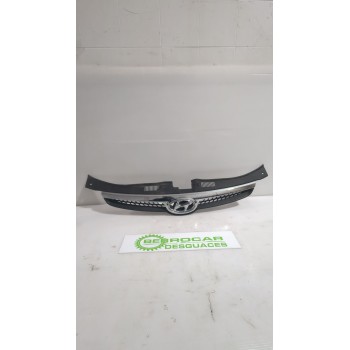 Recambio de rejilla paragolpes delantero para hyundai i30 (fd) 1.6 crdi referencia OEM IAM 863512R000  