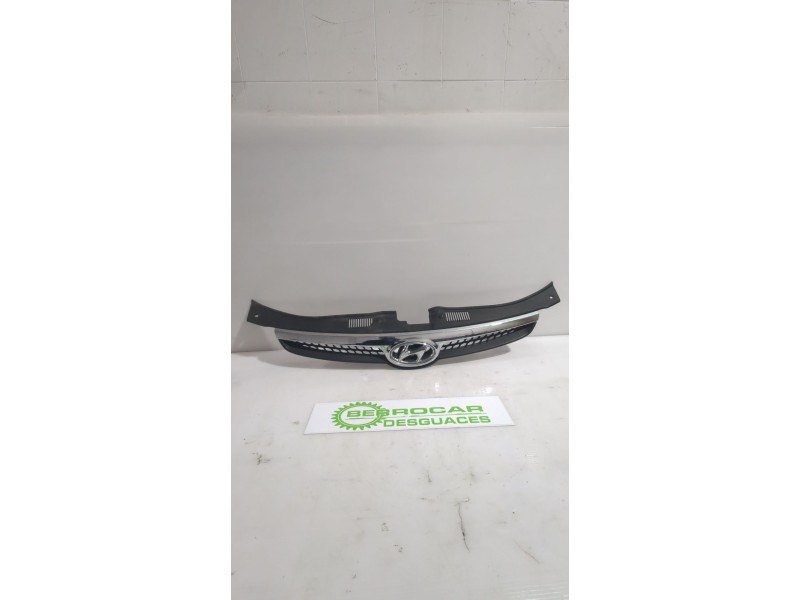 Recambio de rejilla paragolpes delantero para hyundai i30 (fd) 1.6 crdi referencia OEM IAM 863512R000  